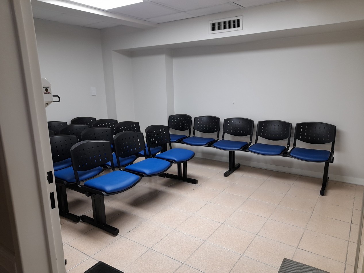 Elegante Piso para Consultorios para Centro Medico. Excelente Ubicacion!