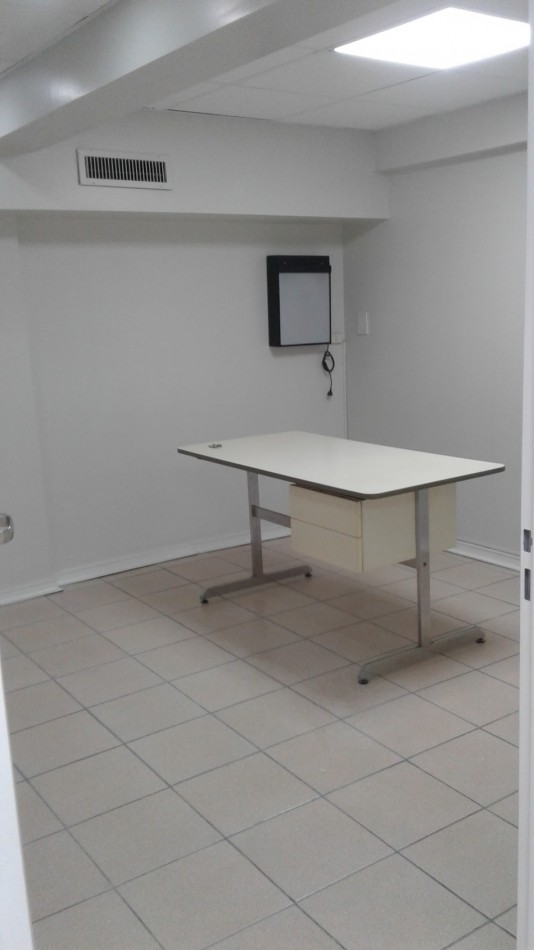 Elegante Piso para Consultorios para Centro Medico. Excelente Ubicacion!