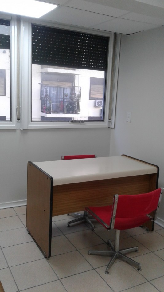 Elegante Piso para Consultorios para Centro Medico. Excelente Ubicacion!