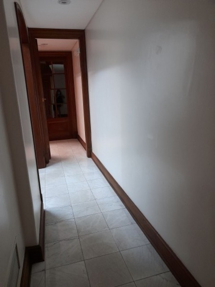 Departamento de estilo y categoria, cerca de "Paseo La Plaza".