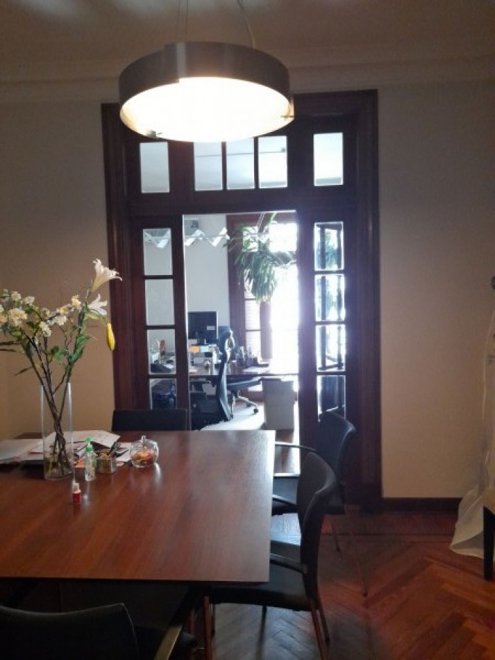 Departamento de estilo y categoria, cerca de "Paseo La Plaza".