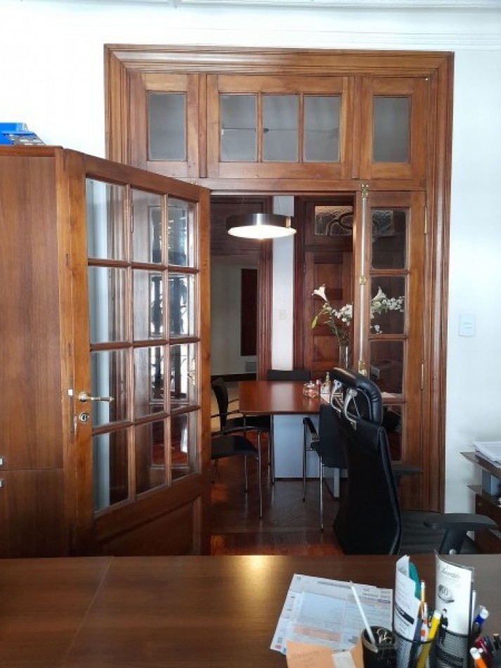Departamento de estilo y categoria, cerca de "Paseo La Plaza".