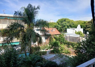 Lindisimo 3 Ambientes con Balcon Corrido y Vista Abierta a Jardines!